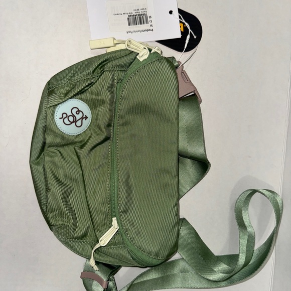 Green Crossbody Bag - Picture 1 of 2